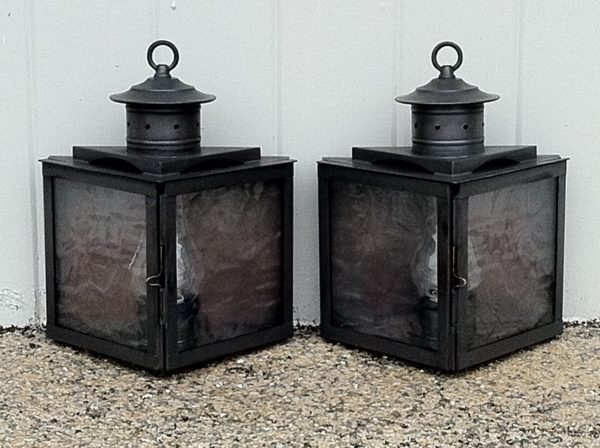 Grifo 108 Wall Lantern