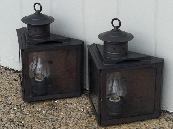 Grifo 108 Wall Lantern